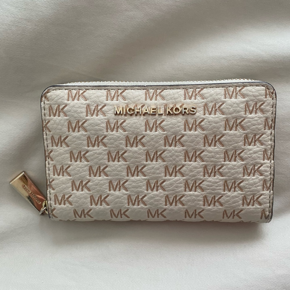 Michael Kors Cream Wallet with Gold MK Logo
